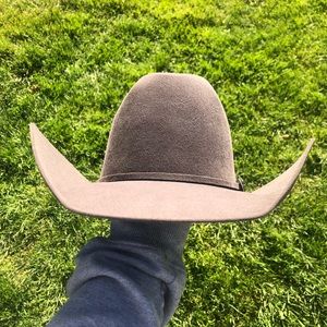 Doesn’t fit quite right! My loss is your gain.